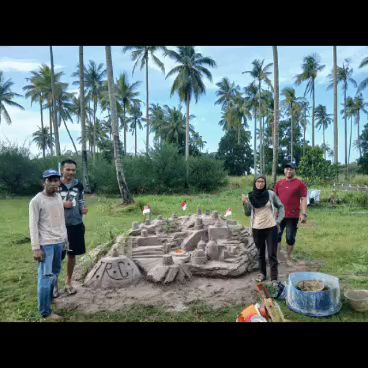 People, tools and sand in Alvin’s supplied slideshow.